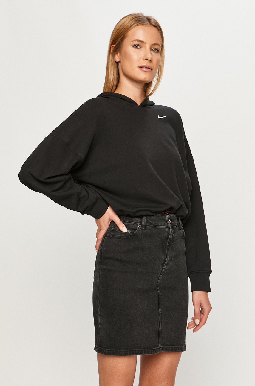 Bluza neagra cu gluga Nike din material elastic cu croiala comoda si lejera